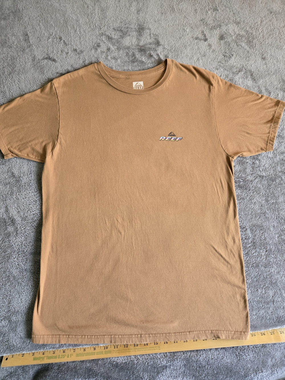 Reef Short Sleeve Crewneck T-Shirt - Tan
